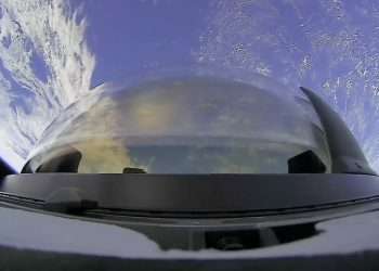 Stunning view from SpaceX capsule as Elon Musk’s Inspiration4 blasts further than Jeff Bezos managed