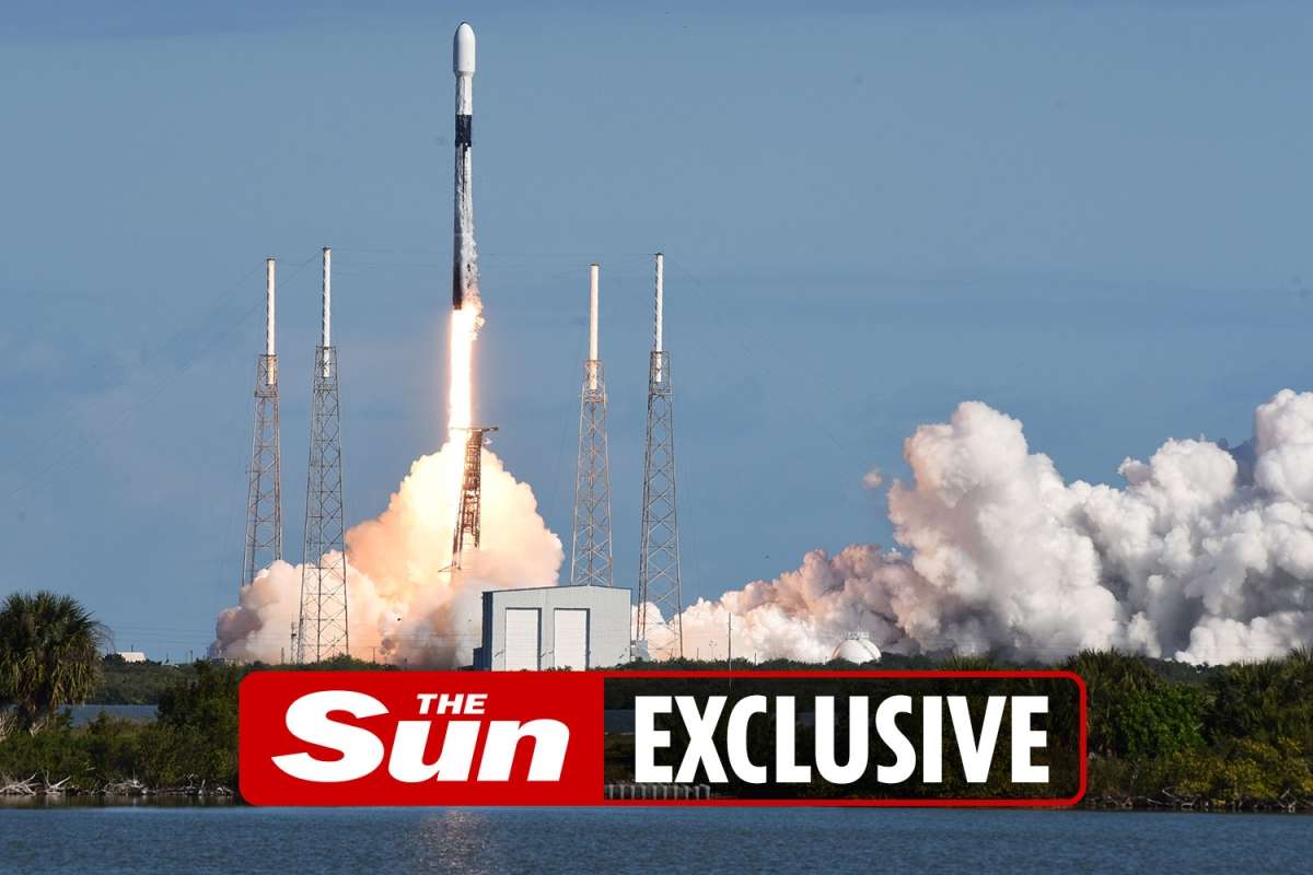 Discarded rocket crashes into moon — and may uncover evidence of ALIEN life