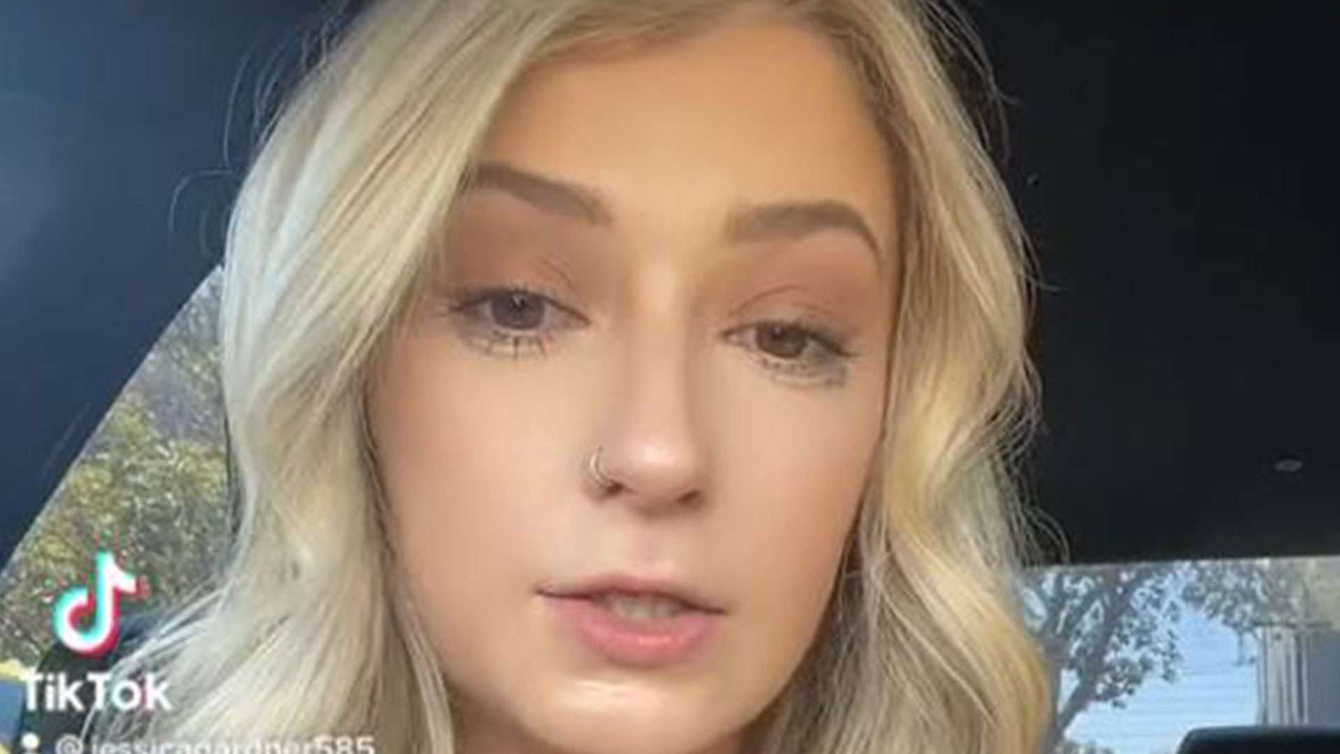 I ordered a burger and nuggets from McDonald’s – when I opened the box I couldn’t believe what was inside