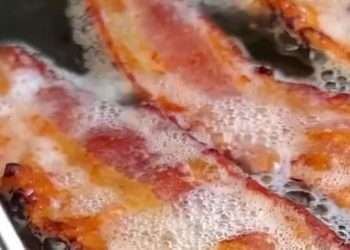 I’m a chef and you’ve been cooking your bacon all wrong – you need to BOIL it to make it crispy