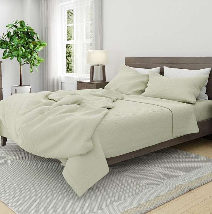 Skylark+Owl Develops Seafoam Bedding to Boost Relaxation at Bedtime