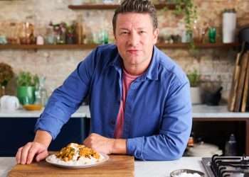 From mega-meatloaf to scruffy lasagne – 4 healthy recipes which will beat the cost of living crisis, says Jamie Oliver