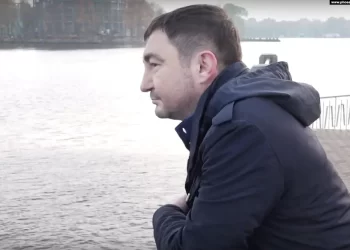 Man battles Russian Oligarchs in court, survives assassination attempts