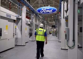 Ford and Vauxhall slam Rishi Sunak for plan to delay 2030 UK ban on petrol and diesel cars