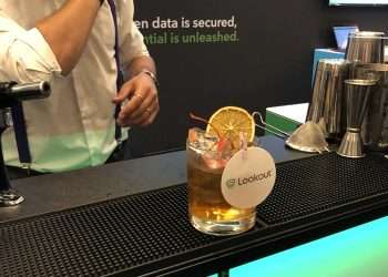 Cocktail Toppers Pro LTD Unveils a Delectable Revolution in Mixology with Edible Cocktail Toppers