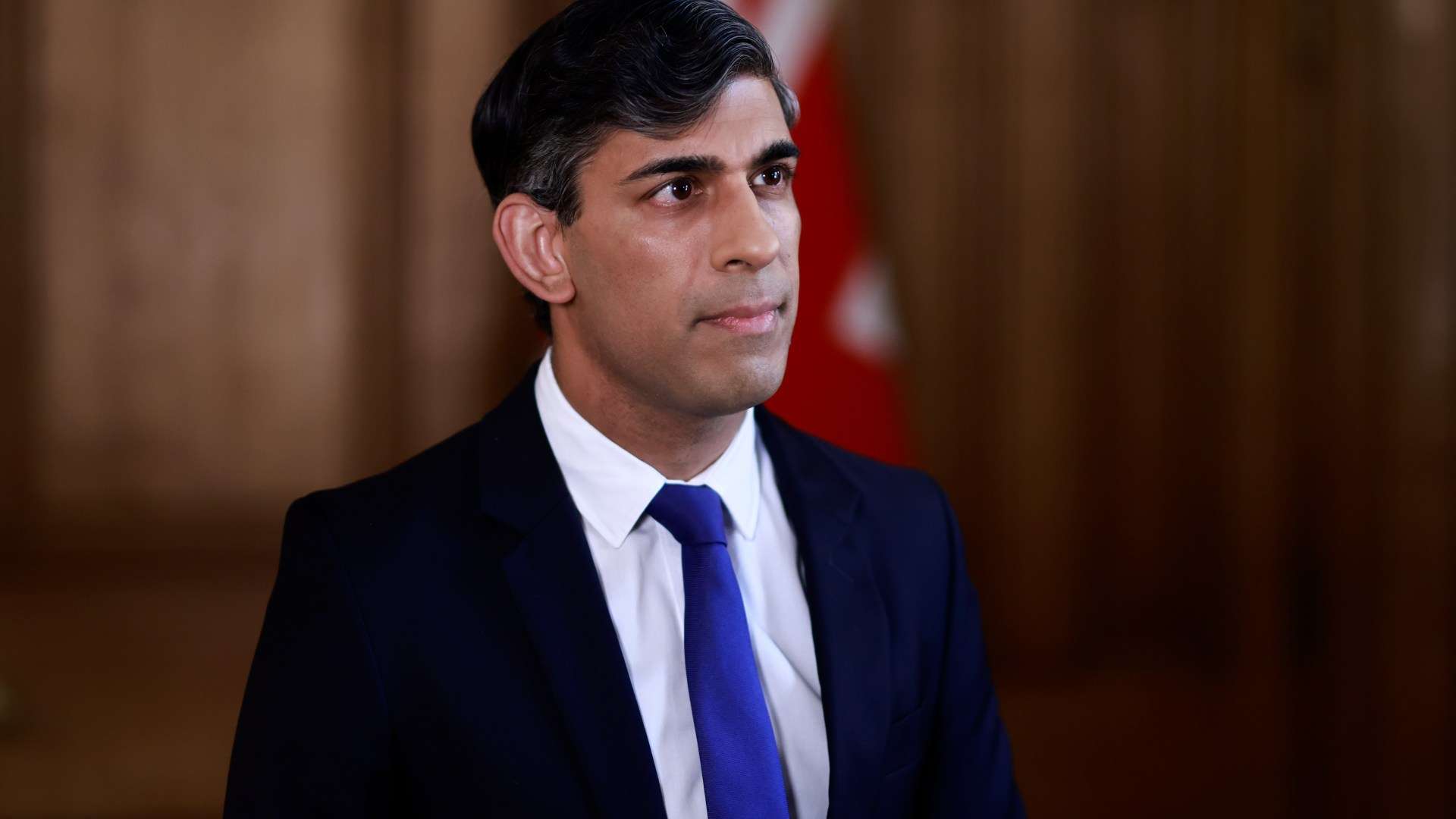 Smoking ban clears first Commons hurdle despite Rishi Sunak facing rebellion from Tory MPs voting against his proposal