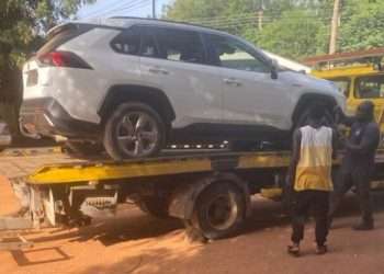 INTERPOL The Hague, Interpol Ghana, VbV, Lawyers, Retrieve & DIGITPOL in joint cooperation to trace and recover stolen Dutch Vehicles in Ghana