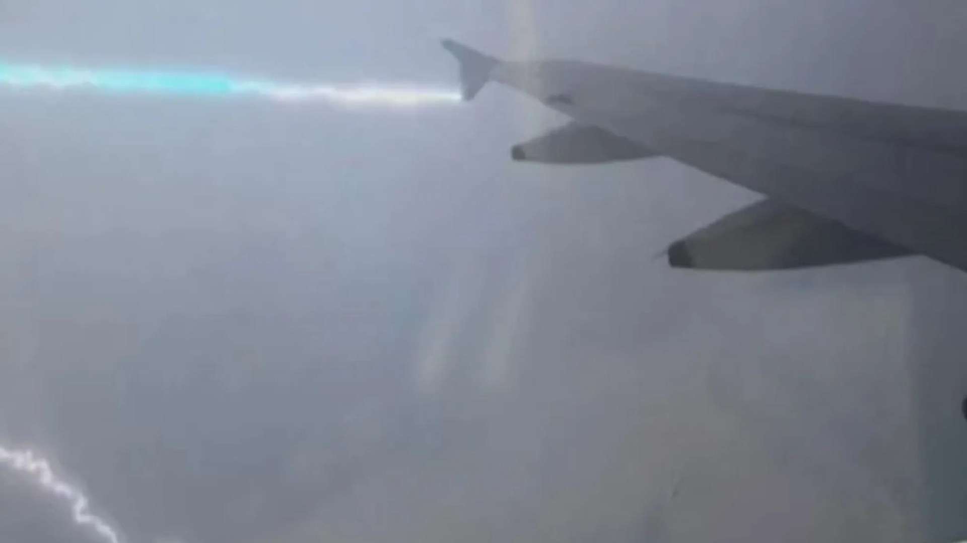 Horror as British Airways plane is struck by LIGHTNING on way into Heathrow Airport forcing urgent diversion
