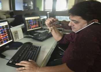 Gujarat gave work to the construction company making this road, the expert said – the share will make profit