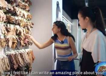 Jessica checks rubber band products
