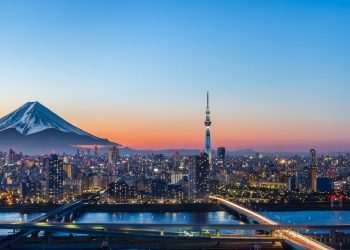 Japanese government announcement, take three days off a week and give birth