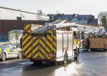 Bomb squad swoops on Morrisons supermarket with shoppers evacuated & warned to stay away after ‘attempted robbery’