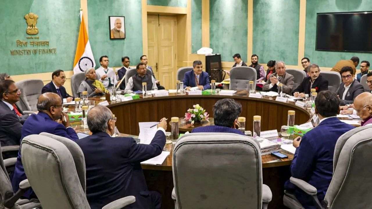 Budget 2025: Will the 8th Pay Commission be announced in the budget? The labor unions made a demand before the finance minister