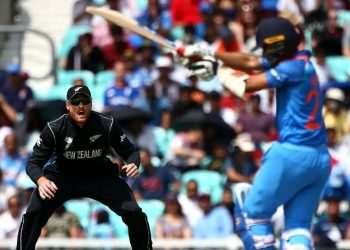 The player who scored more than 13 thousand runs and a double century in the World Cup suddenly announced his retirement