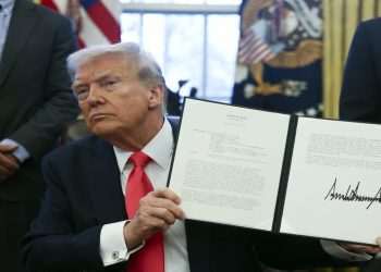 Businessman is selling president Donald Trump, US citizenship, buy USA Citizenship if you have so much money