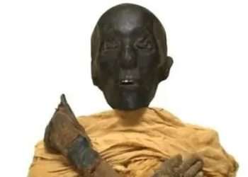 Egypt reveals shock find of ‘Last of the Lost Tombs’ in first royal find since King Tut was unearthed 100 years ago