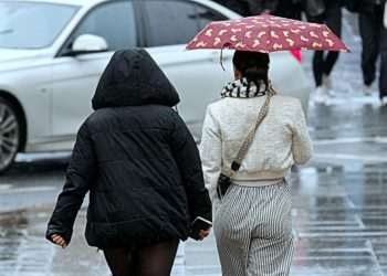 Met Office map shows where SNOW will hit this week as Scandinavian cold air mass descends in -5C dip – check YOUR area