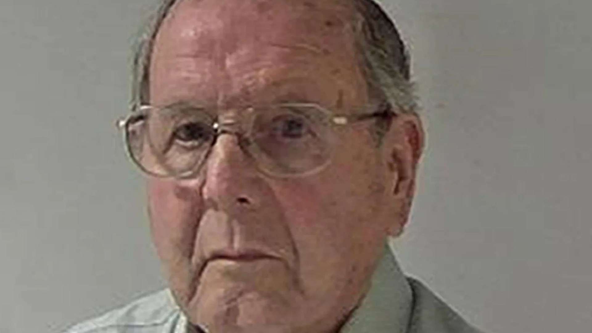 Cheating pig farmer who murdered wife and dumped body in septic tank to run off with his lover dies in prison aged 92