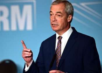 Farage says Tories ‘stand for nothing’ & blasts Labour’s poor start as he reveals 29 councillors have defected to Reform