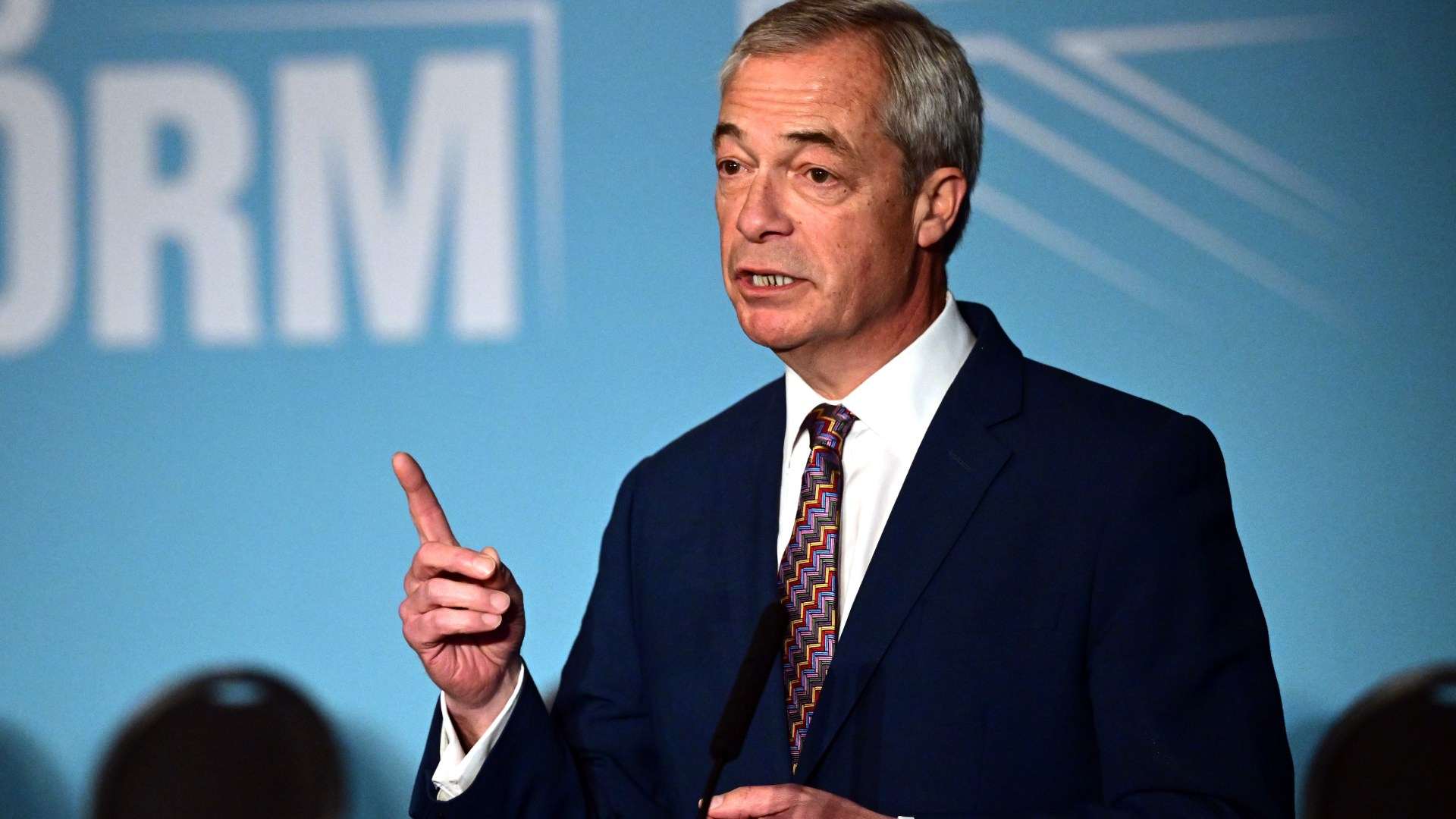 Farage says Tories ‘stand for nothing’ & blasts Labour’s poor start as he reveals 29 councillors have defected to Reform