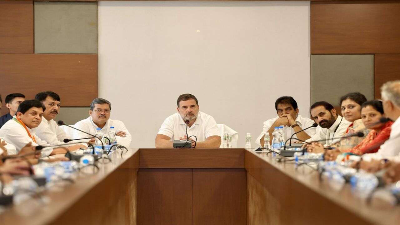 BJP – RSS will beat RSS from Gujarat all over the country: Rahul Gandhi