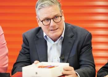 Keir says ‘woman is an adult female’ & insists he’s ‘pleased’ by court trans ruling after years of woke dithering