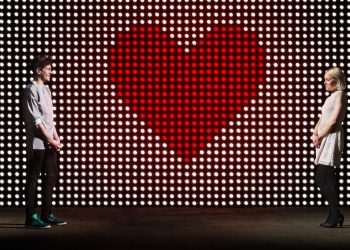 Secret psychological tricks to make your date INSTANTLY fall for you revealed – and the big mistake that puts people off