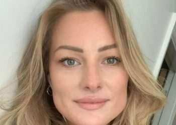 Skydiver feared to have taken her own life after 10,000ft jump from plane ‘had split with boyfriend day before tragedy’