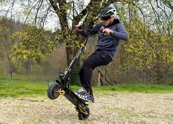 iENYRID ES1 Electric Scooter