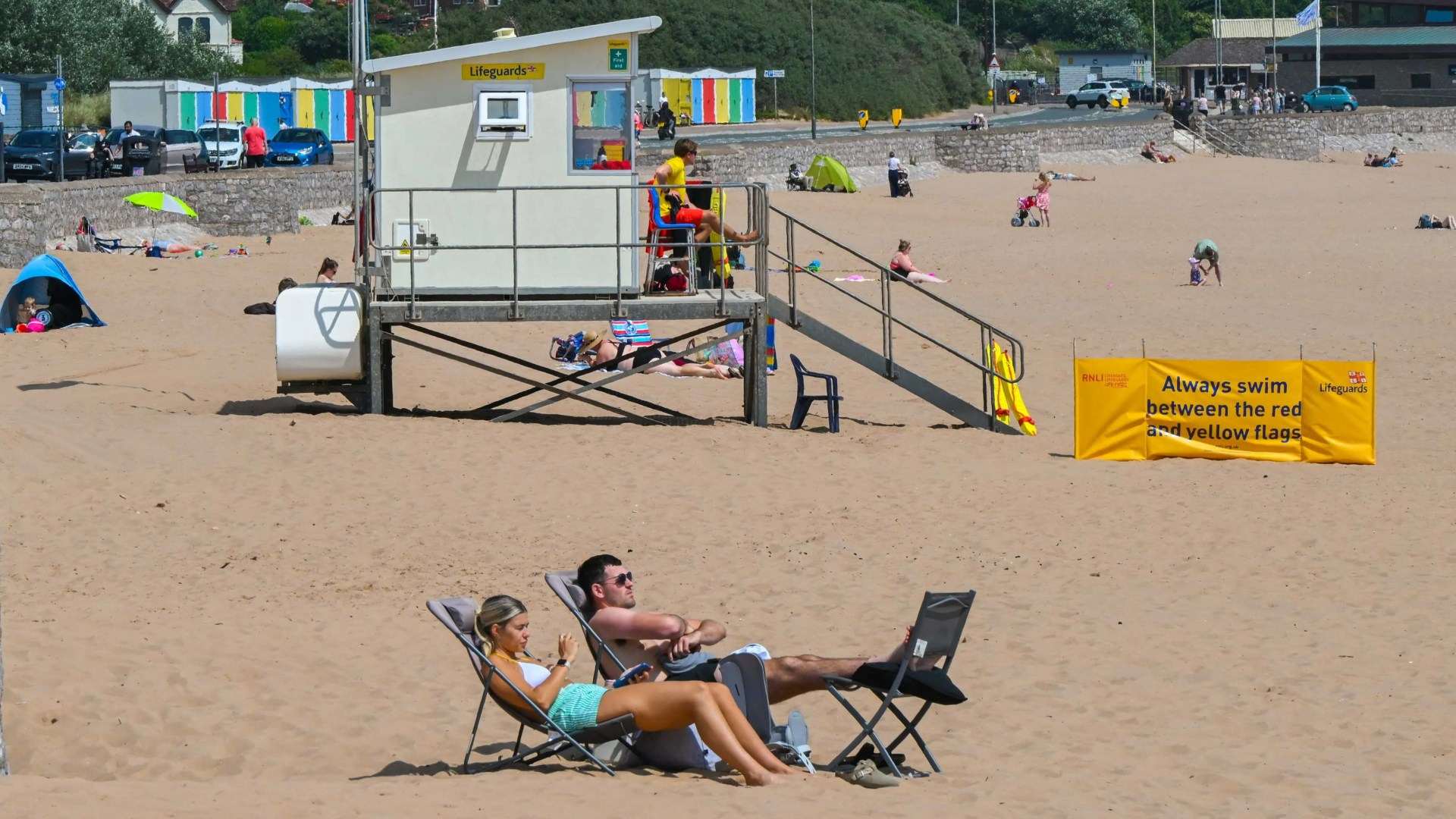 Map reveals where Brits will soak up glorious 33C rays this weekend – as Met Office says ‘heatwave likely’