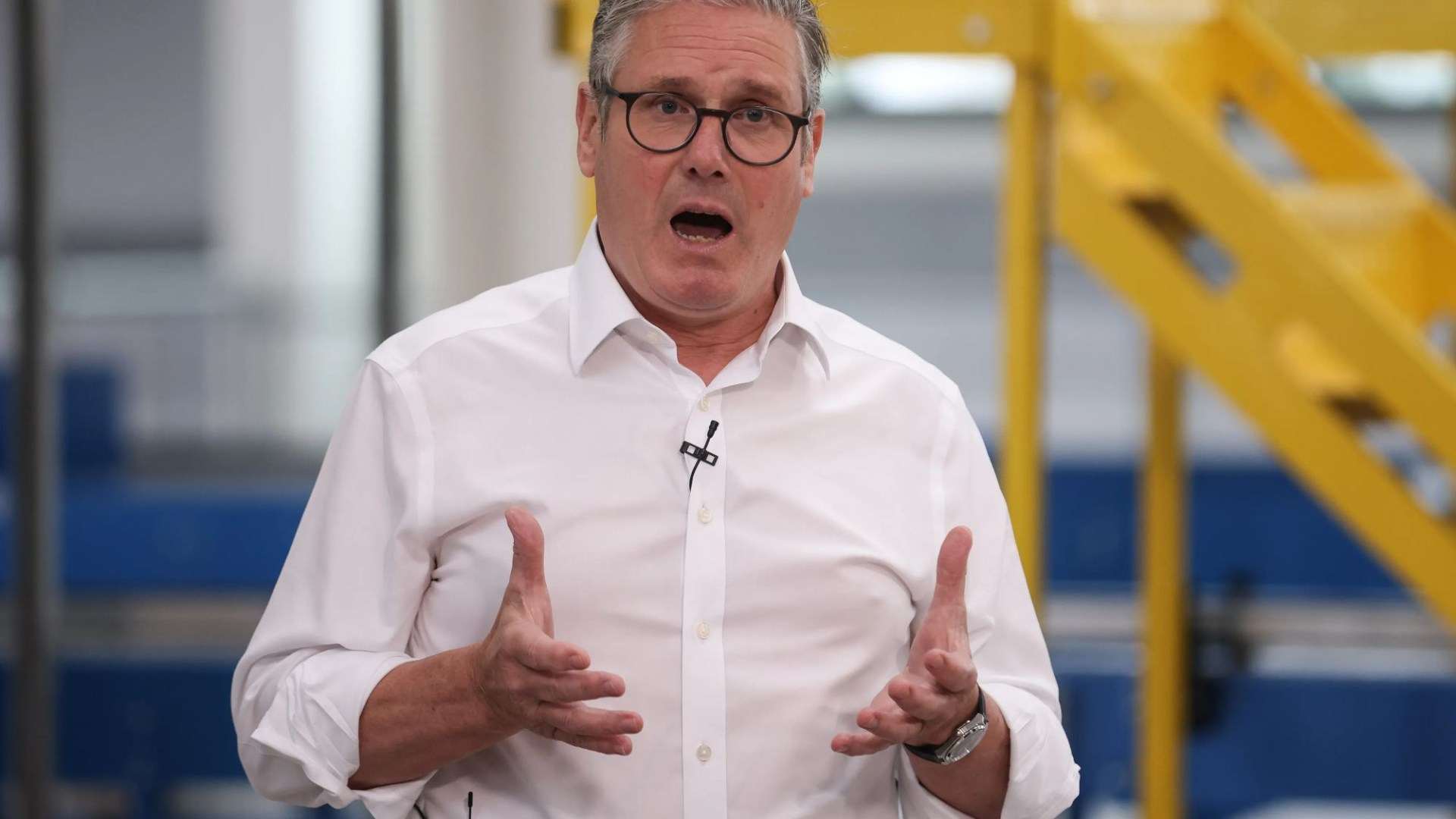 Starmer warns UK must prepare to fight against enemies as he orders biggest investment in guns & bombs since Cold War Starmer warns UK must prepare to fight against enemies as he orders biggest investment in guns & bombs since Cold War