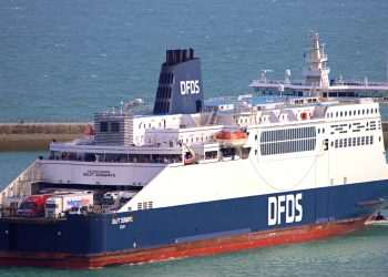 Ferry passengers stranded at UK port for over 10 HOURS due to ‘murder’ arrest