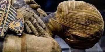 Mysteries of 2,300-year-old mummy Bashiri ‘The Untouchable’ revealed after researchers refused to unwrap ancient fabric