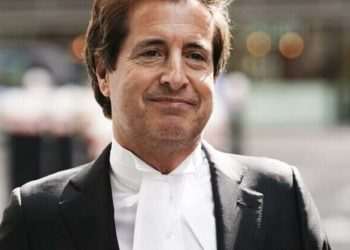 Prince Harry lawyers told to disclose details of payments to witnesses in Mail trial