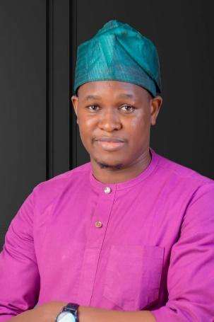 Leye, a Nigerian Software Developer at Atarim, Predicts the Future of AI in Frontend Engineering
