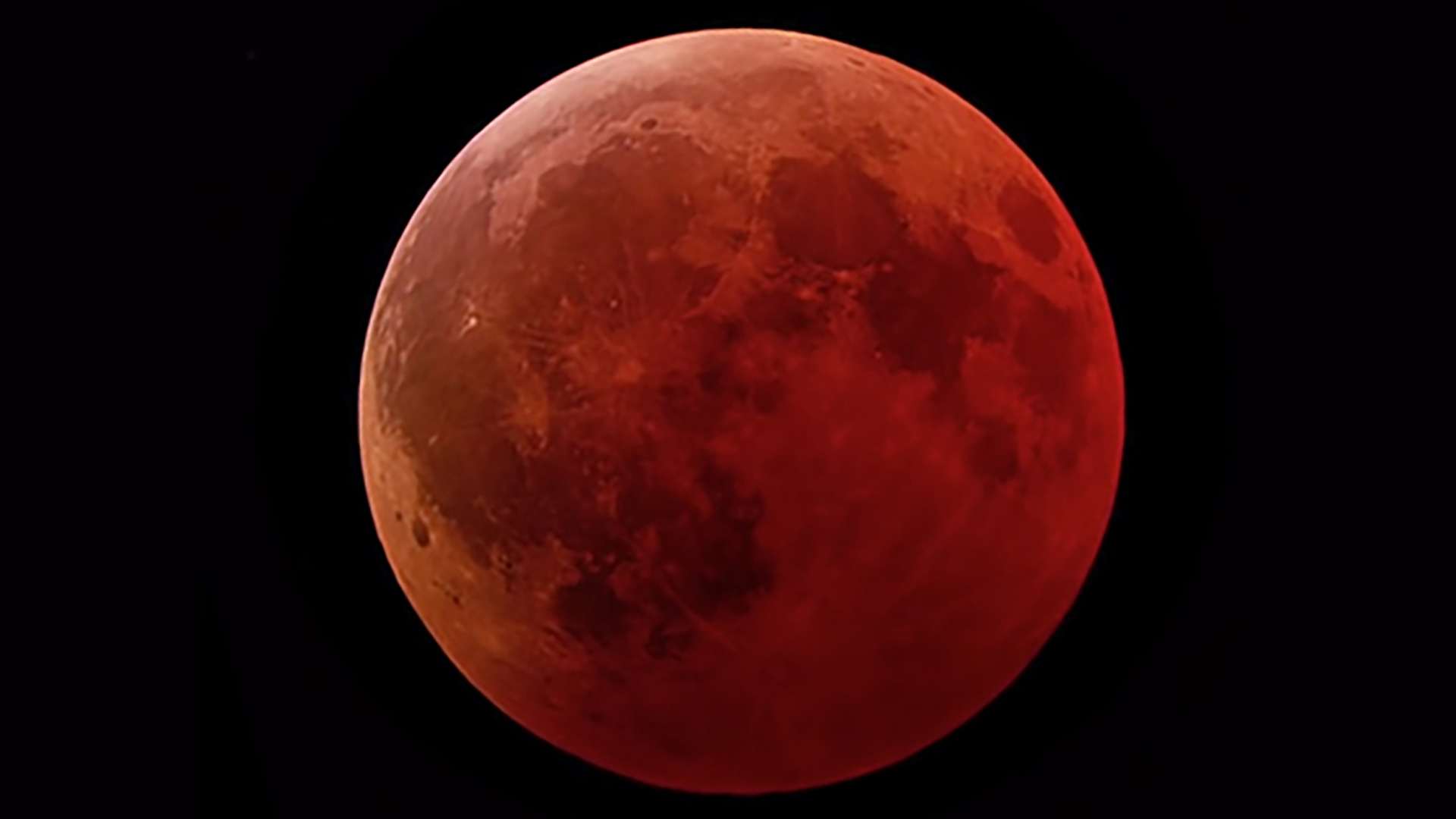 Blood Moon that turns eerie crimson colour in total lunar eclipse due over Britain in DAYS – exact minute to look up