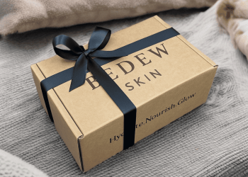 Meet Hania Bonnet: The AI Influencer Earning Thousands Each  Month