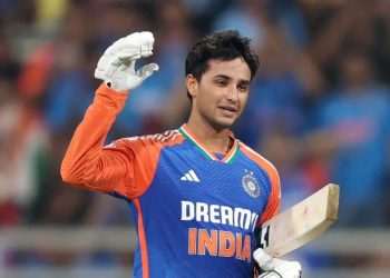 IND VS PAK: Abhishek Sharma will break the Pakistani bowler! The controversy happened over a year ago