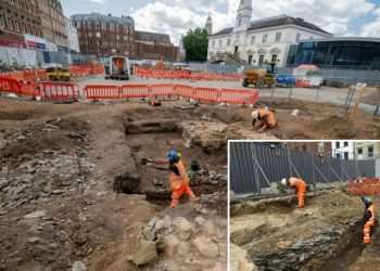 Creepy ‘vile’ dungeon containing 2,000-year-old secrets is unearthed beneath busy UK market square