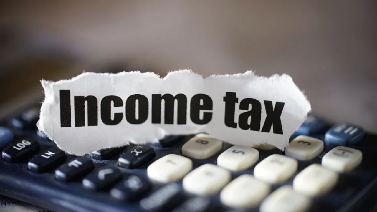 Income Tax: Taxpayers laugh! CBDT extends last date for filing income tax return and audit report