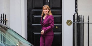 Keir Starmer’s standards advisor says Rachel Reeves made an ‘unfortunate error’ as Chancellor faces no further action Keir Starmer’s standards advisor says Rachel Reeves made an ‘unfortunate error’ as Chancellor faces no further action