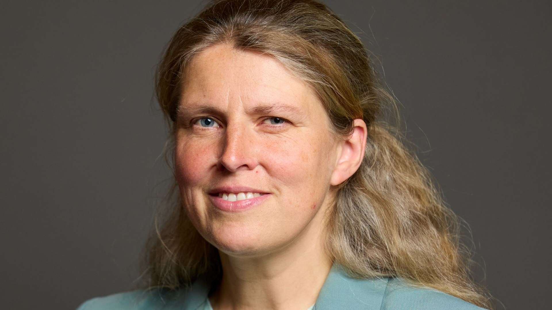 Left-wing MP says her ‘stomach churned’ when she saw Labour members wave English flags at party conference
