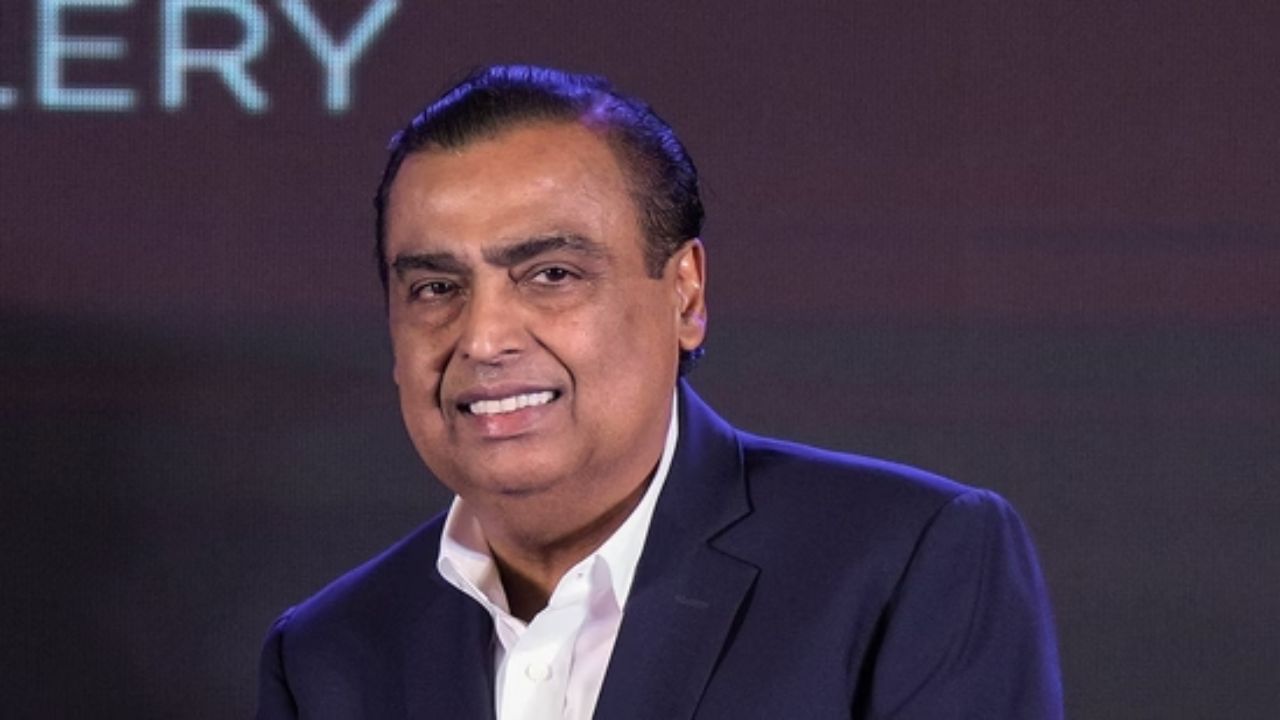 Follow these words of Gujarati businessman Mukesh Ambani for success