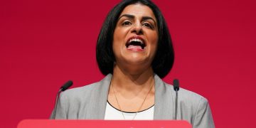 Illegal migration is tearing our country apart, admits Home Sec as she vows to end ‘golden ticket’ asylum Illegal migration is tearing our country apart, admits Home Sec as she vows to end ‘golden ticket’ asylum