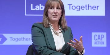 Should Reeves target salary sacrifice schemes for budget? VOTE NOW Should Reeves target salary sacrifice schemes for budget? VOTE NOW