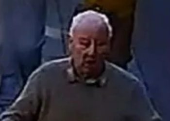 Urgent warning after child, 3, ‘approached & racially abused’ by man in popular shopping centre – as cops release CCTV