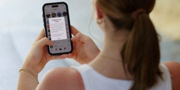 Social media BAN for under 16s being considered by Starmer as PM ‘closely’ monitors Australia-style crackdown