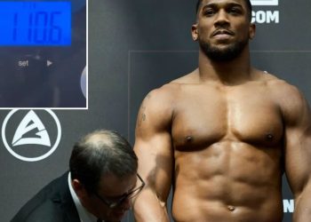 ‘Must’ve forgot’ – Anthony Joshua teases major body transformation for Jake Paul fight as he gives update on weight cut ‘Must’ve forgot’ – Anthony Joshua teases major body transformation for Jake Paul fight as he gives update on weight cut