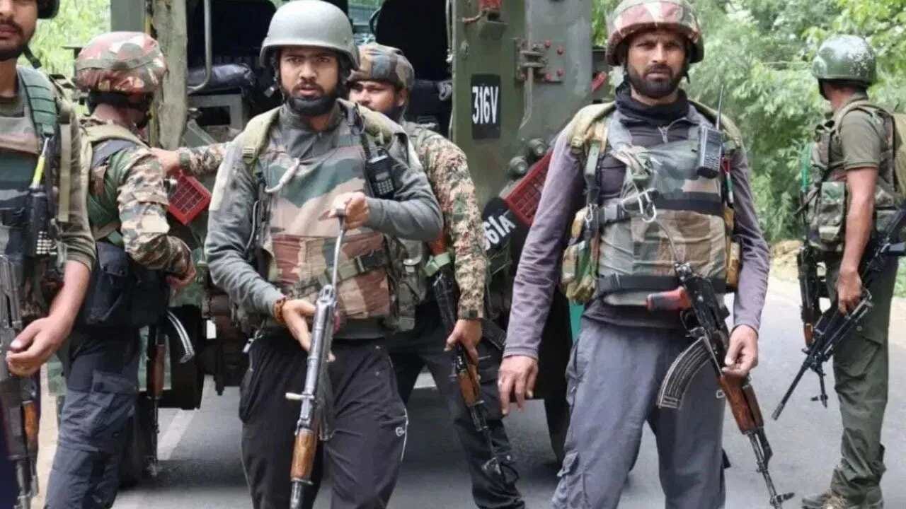 Breaking News : Encounter in Kathua, Jammu and Kashmir, 3 Jaish-e-Mohammed terrorists surrounded