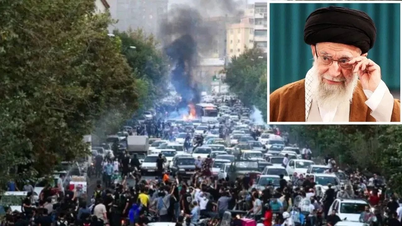 Breaking News: Riot broke out in Iran! Fire incidents in 110 cities, internet also stopped